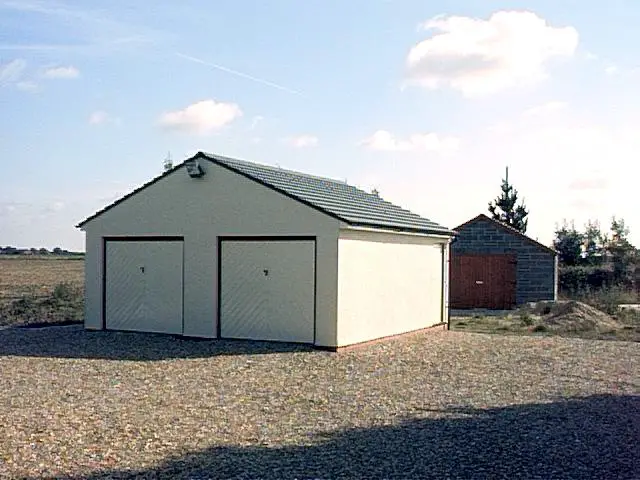 Garage & tractor shed