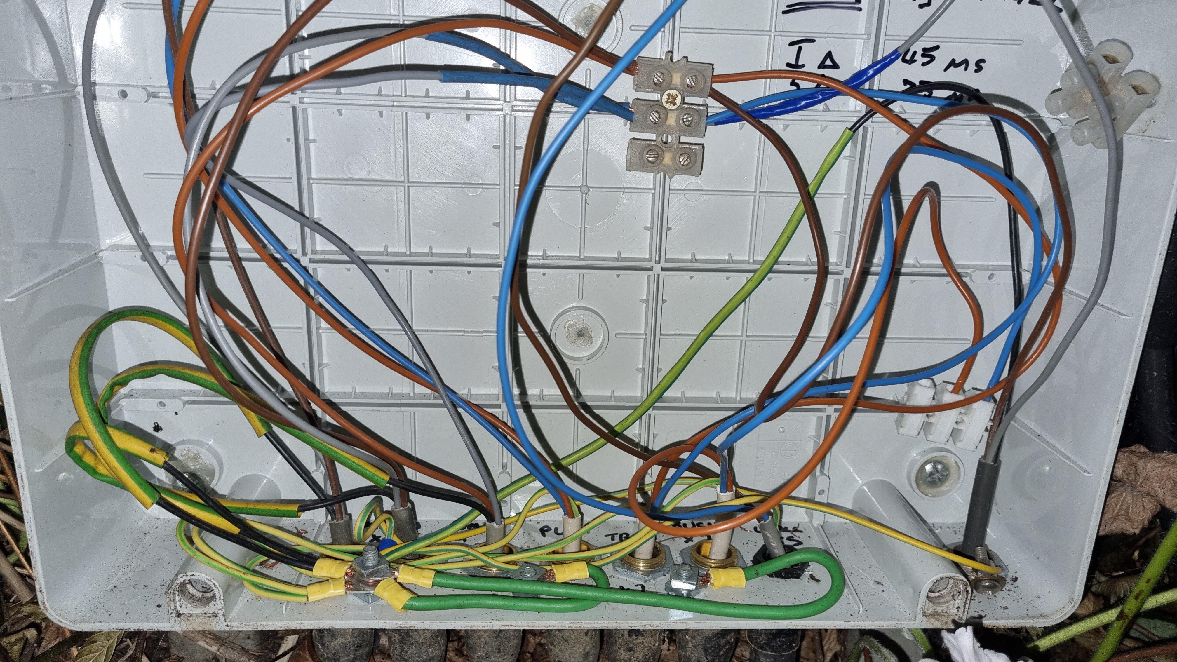 Garden Wiring Box New.jpg