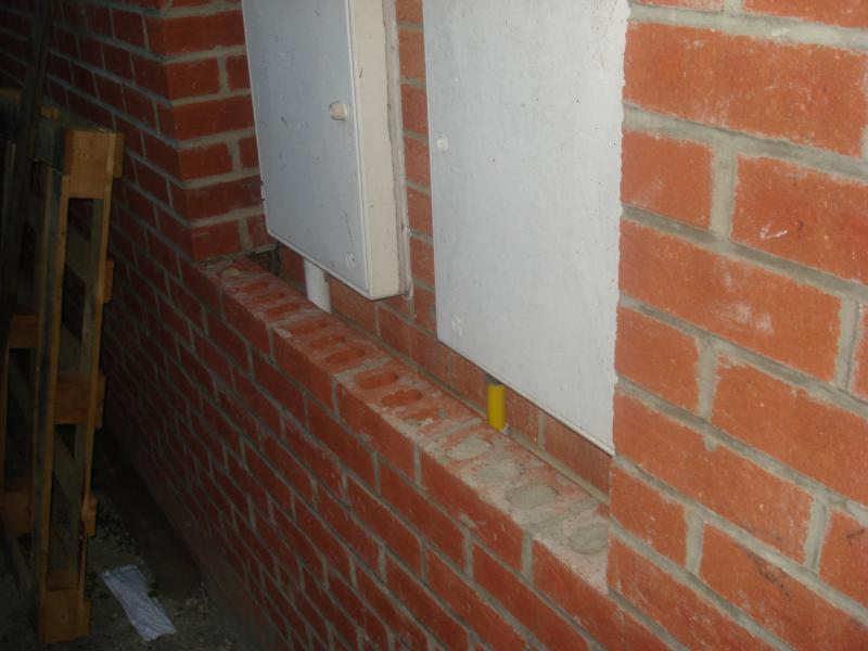 Gas supply in cavity 1