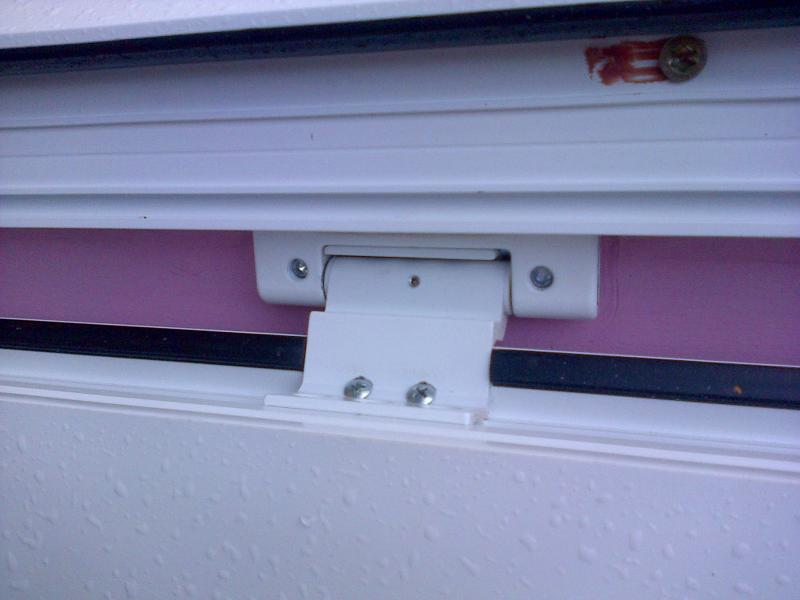 hinge view from outside with door open