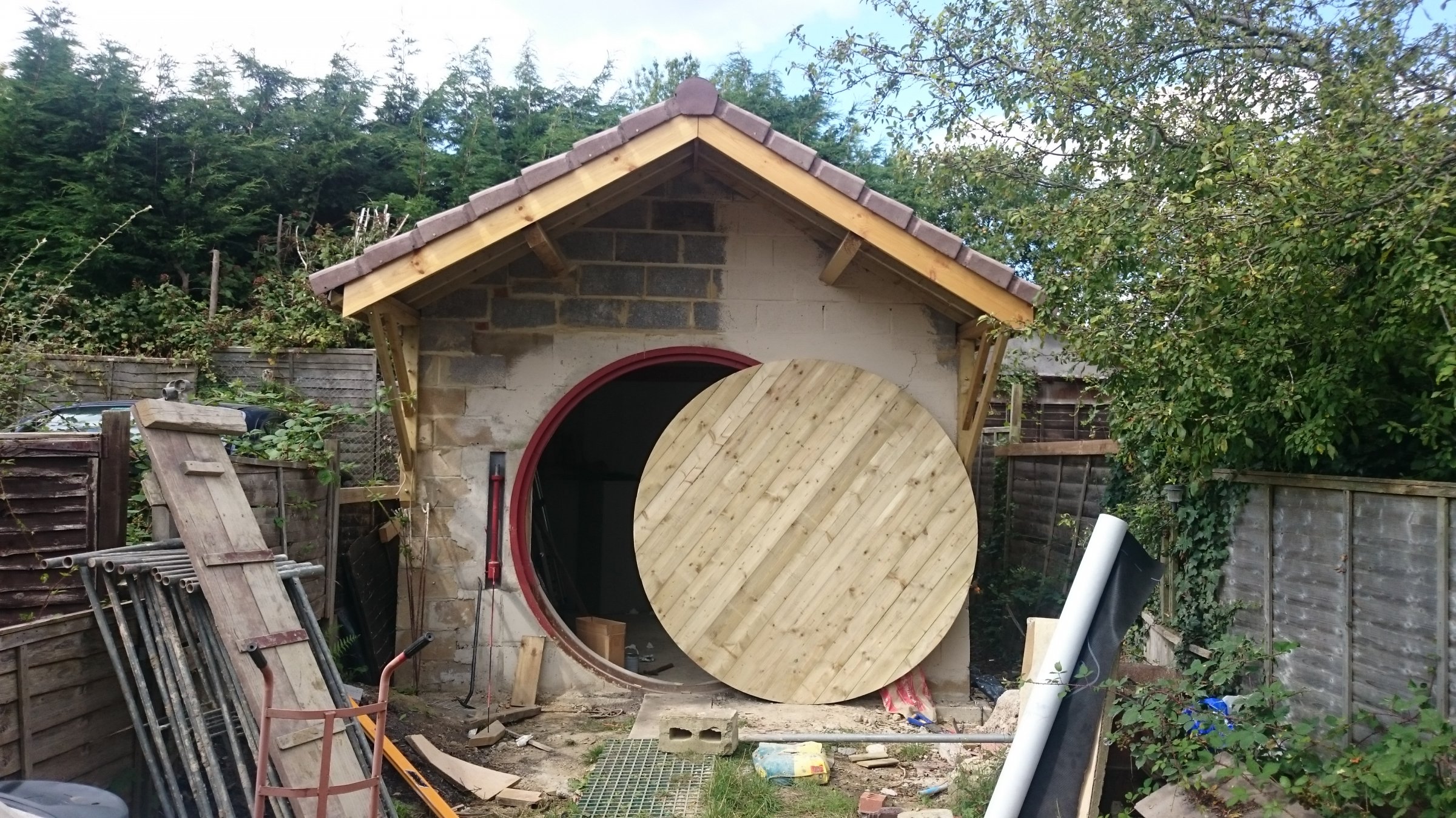 Hobbit door