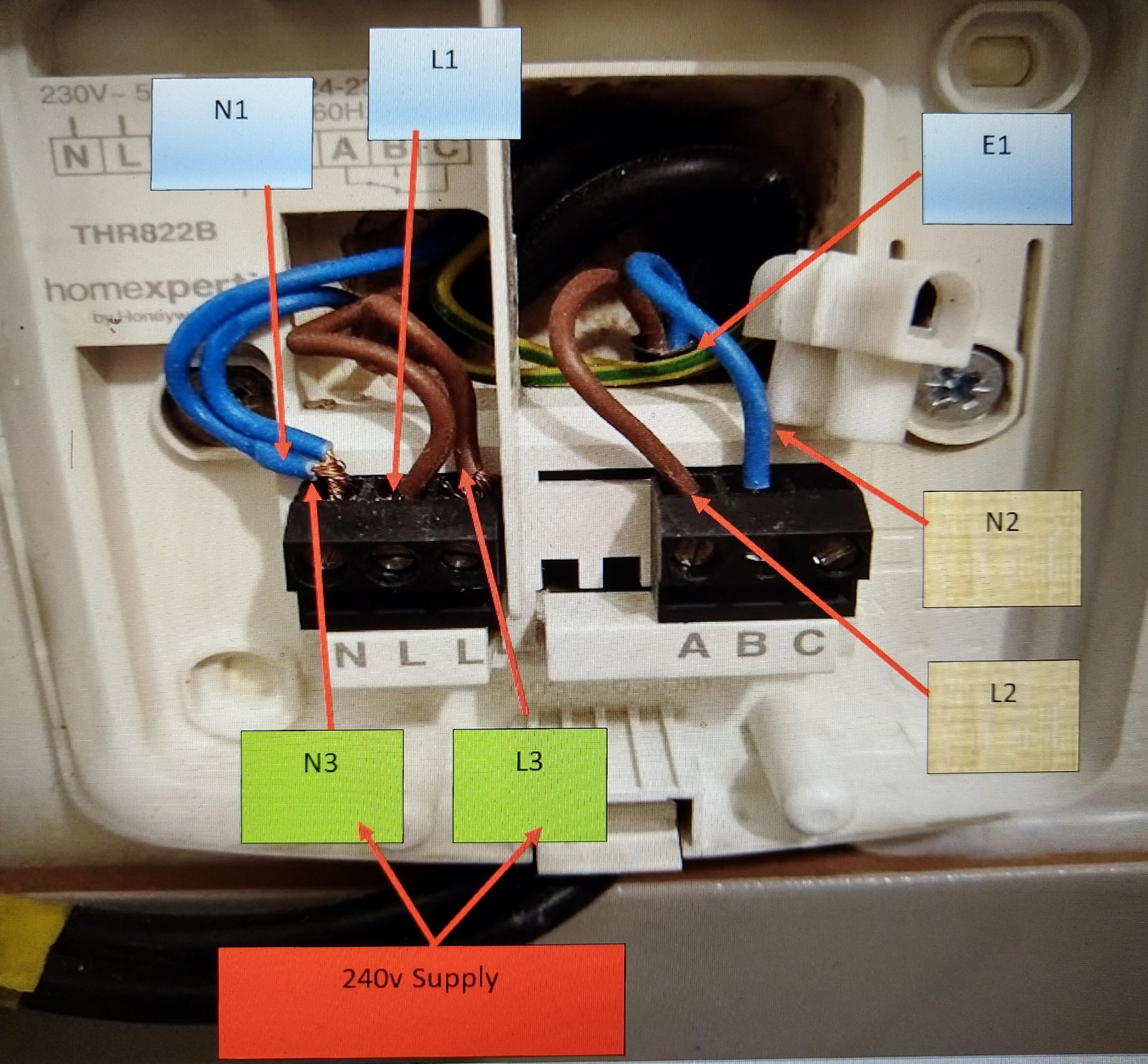Honeywell Thermostat THR872CUK