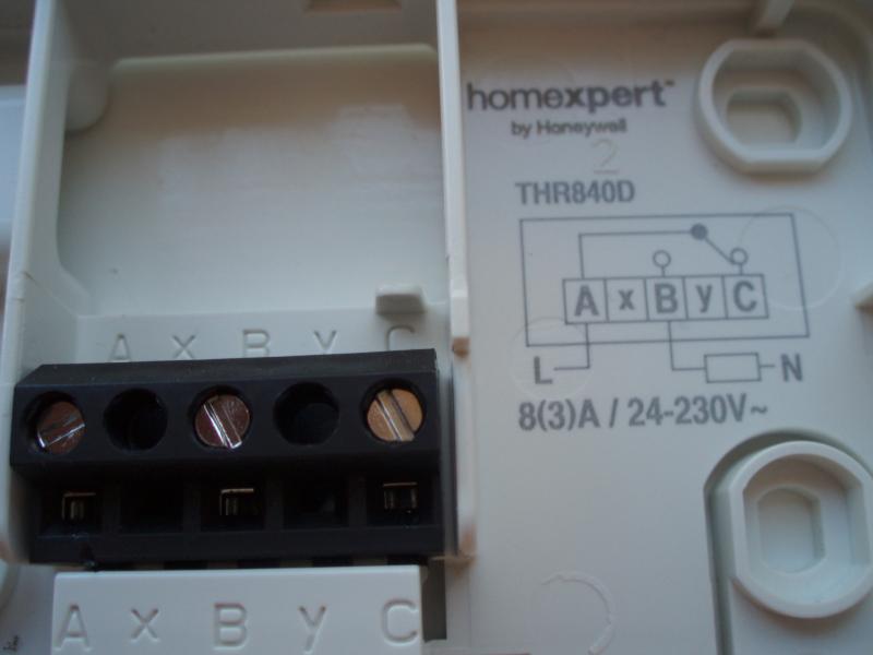 Honeywell THR840DUK Wiring Diagram