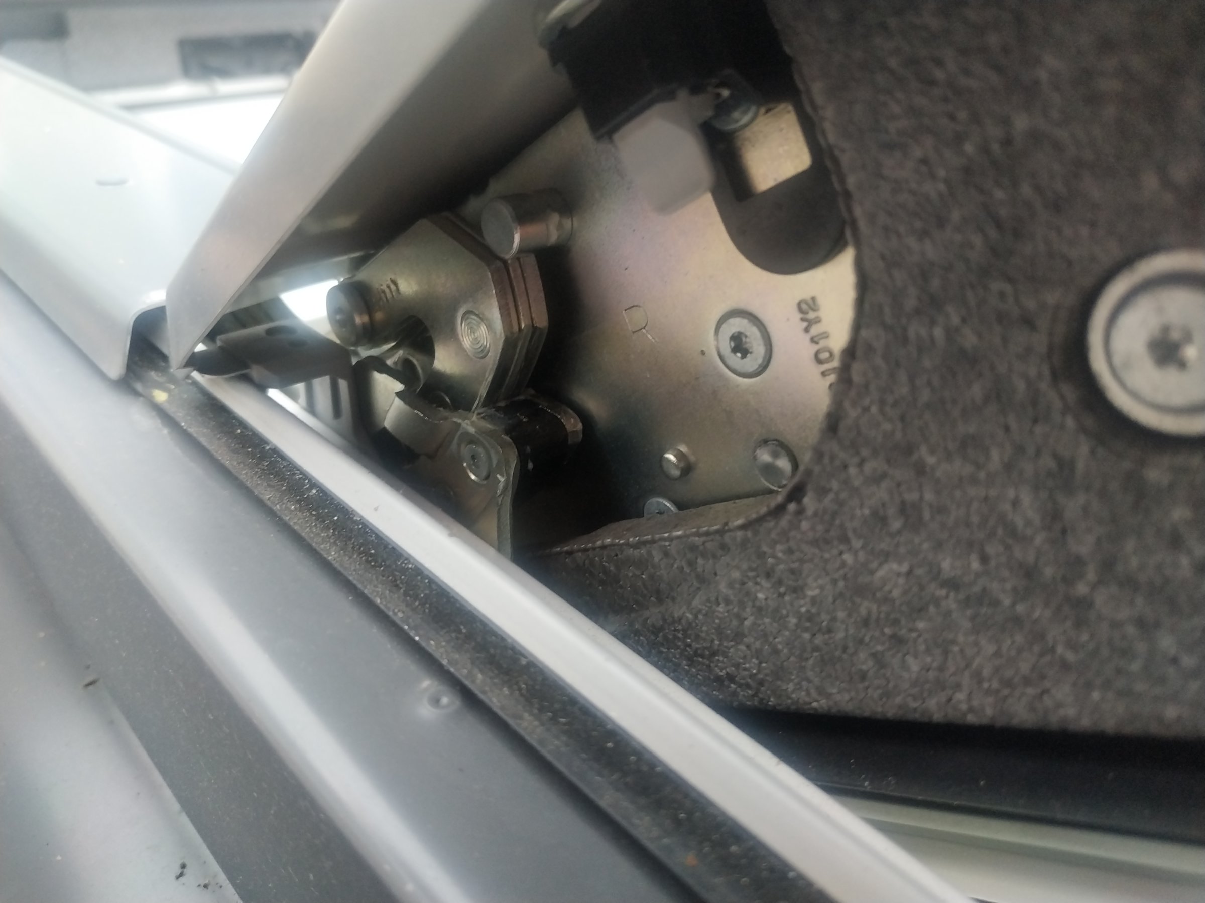 Velux Centre pivot adjustment for wider opening? DIYnot Forums