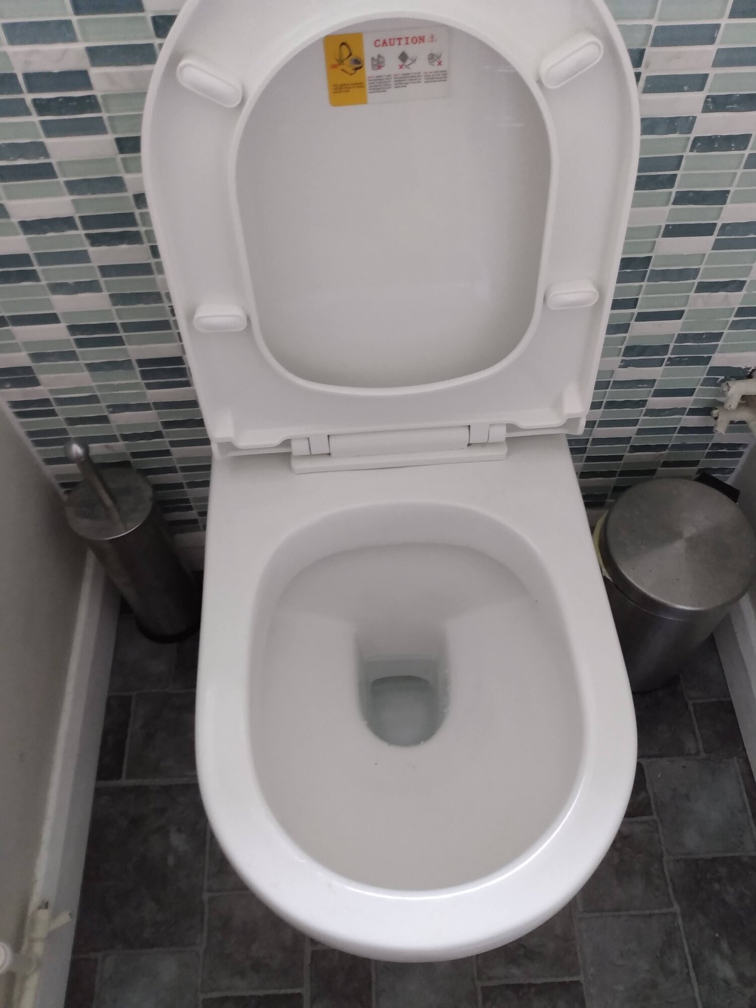 Removing top fix toilet seat - need help  DIYnot Forums
