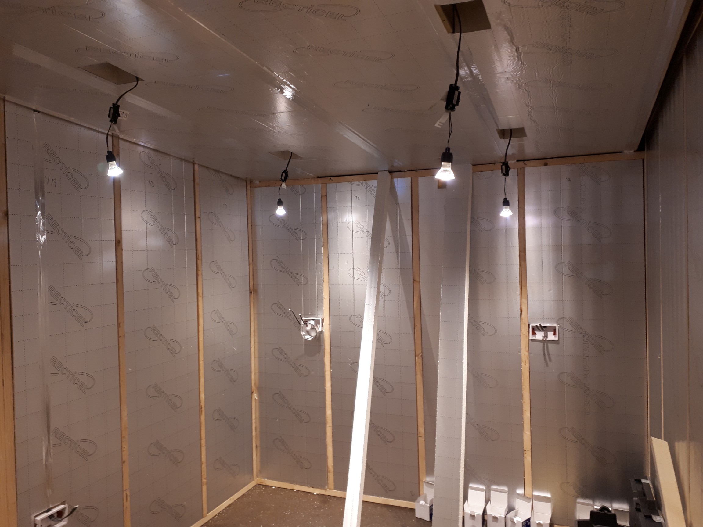 Internal lighting test