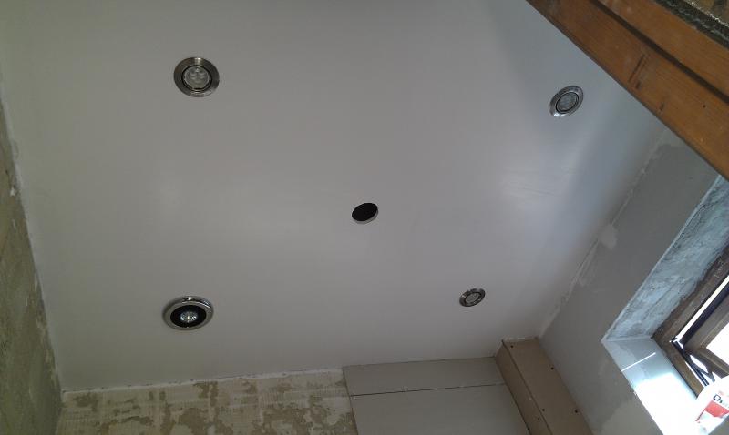 Lights fitted in ceiling