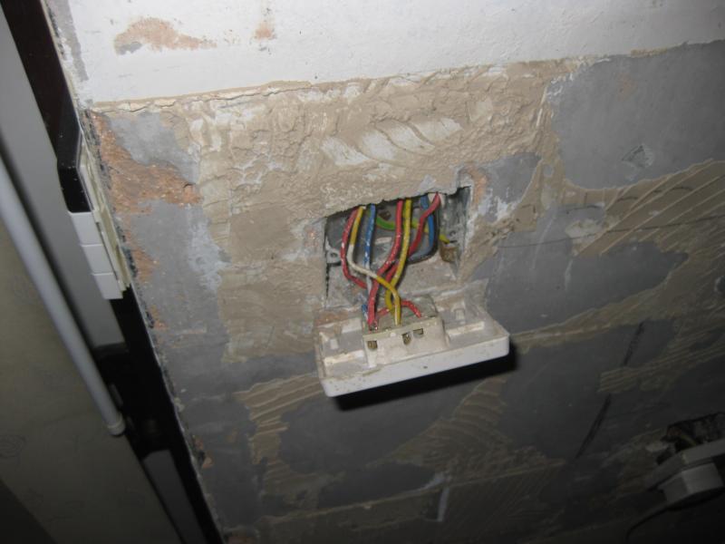 Lights switch in kitchen