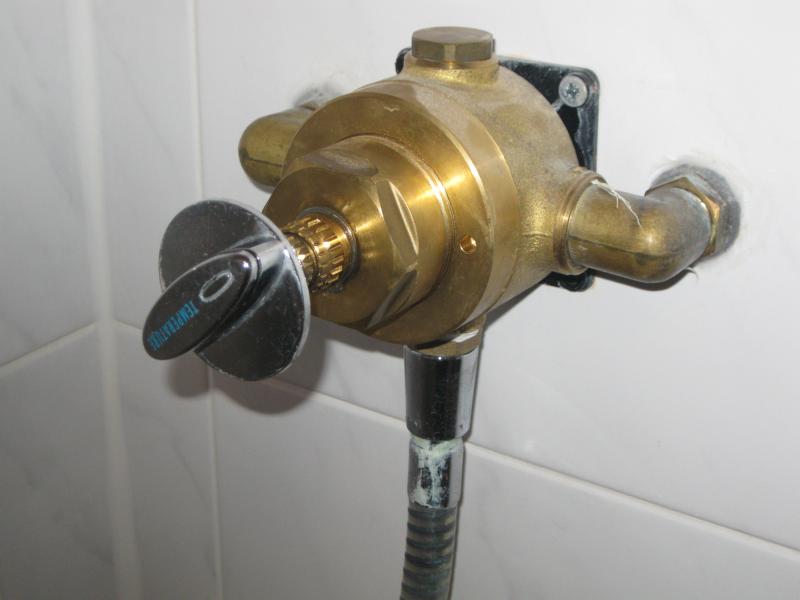 How to Replace Mixer Shower This one is leaking DIYnot Forums