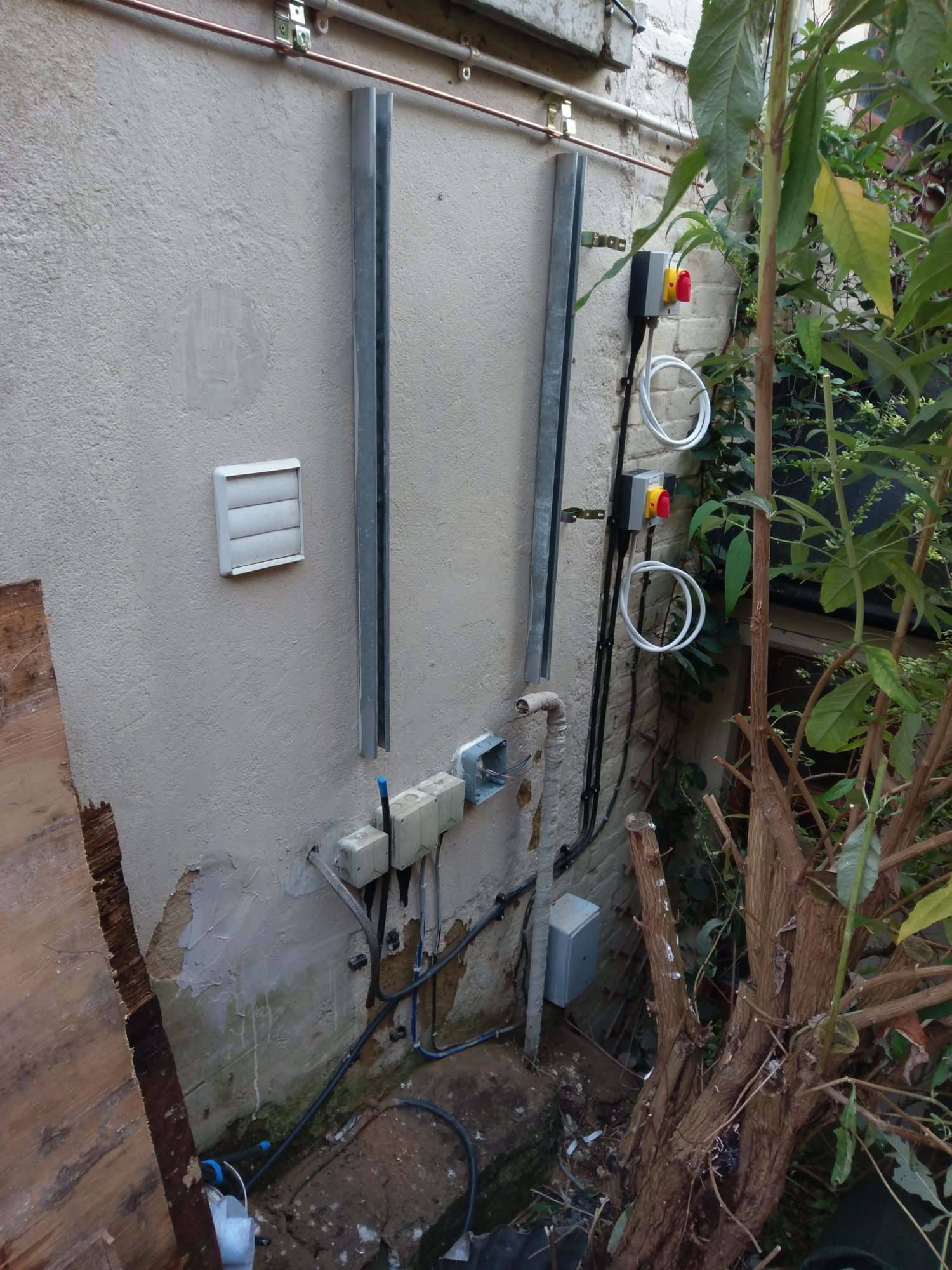 Mounting the condenser brackets and isolators