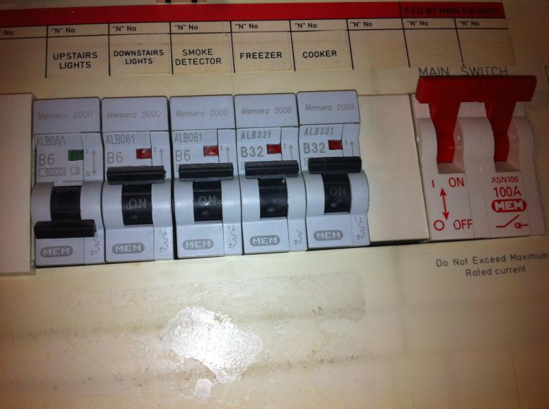 My fuse box trip and I can't untrip it DIYnot Forums