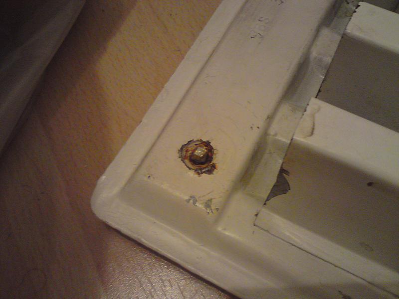 Not fully tightened - just for show!