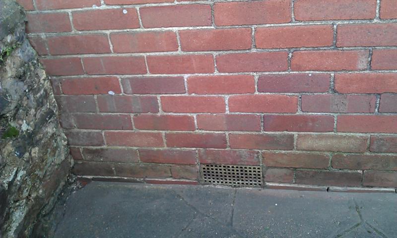 Outside Front Low Air Brick