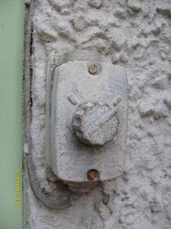 OutSideLightSwitch_MEM