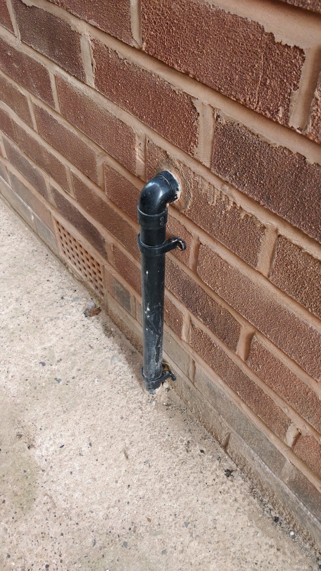 External Pipe Gaurd to protect plastic pipe from knocks DIYnot Forums