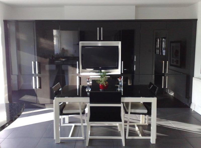 Porcelain Tiled Floor