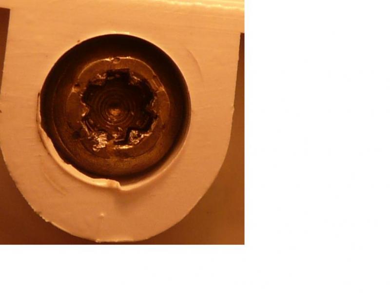 screw for light housing