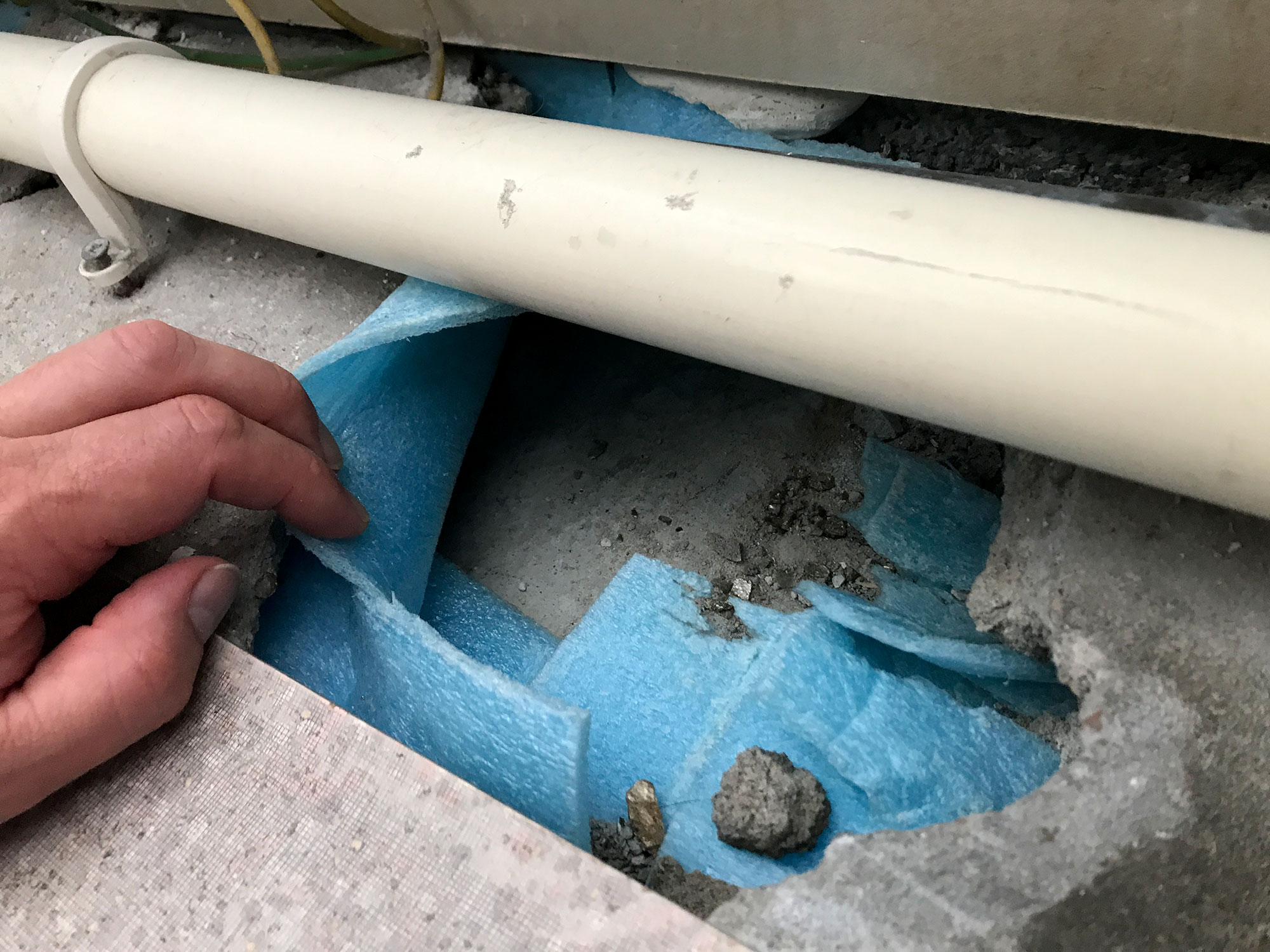 Second hole foam lifted