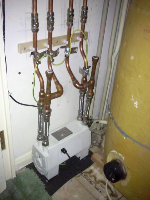 Shower Pump n Pipes