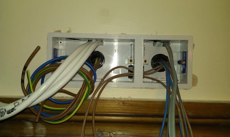Shower room isolators wires
