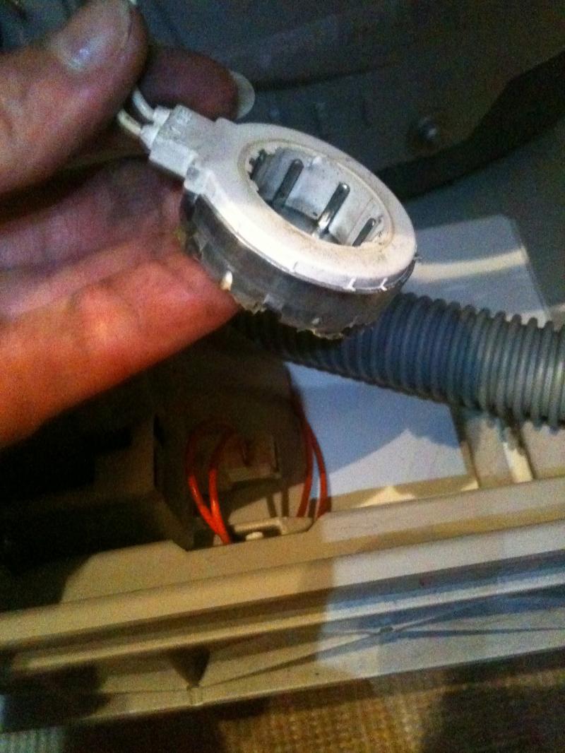 Tachometer cap taken off