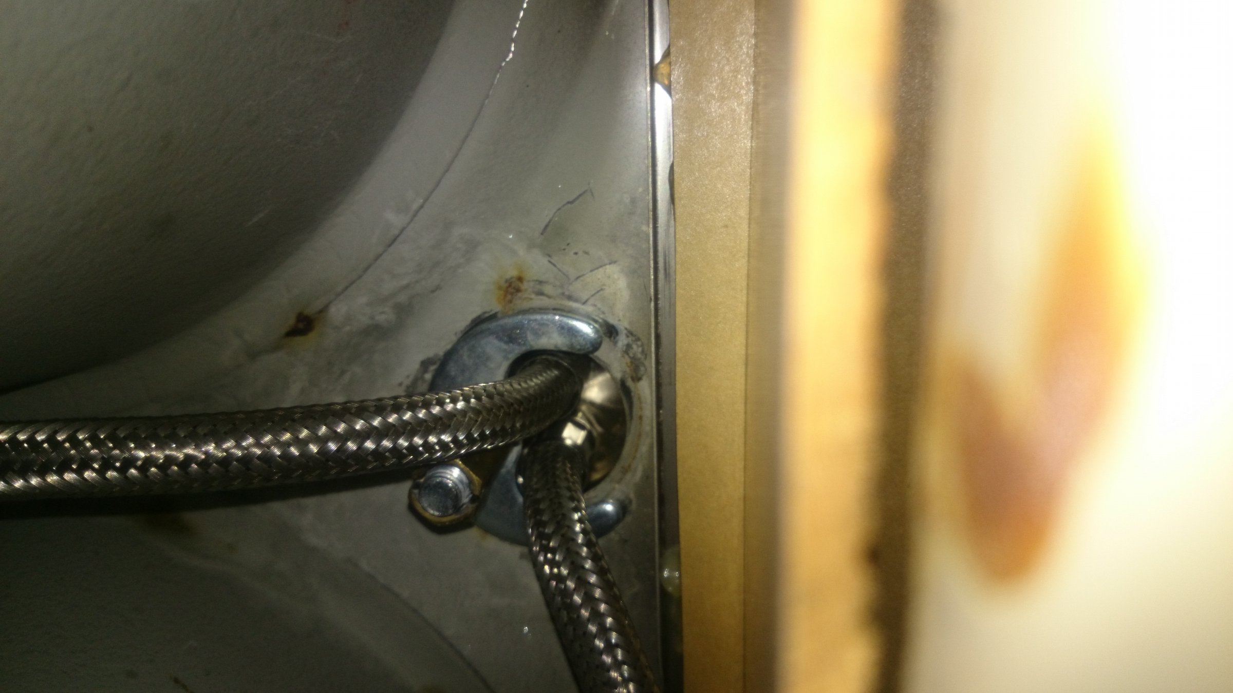 Tightening bolt for taps DIYnot Forums