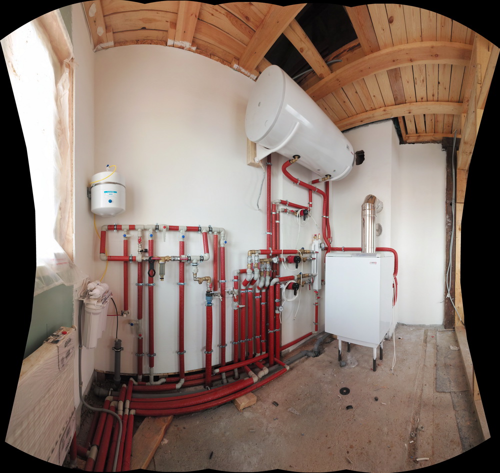 The 40 kwh boiler room with horizontal hot water celinder