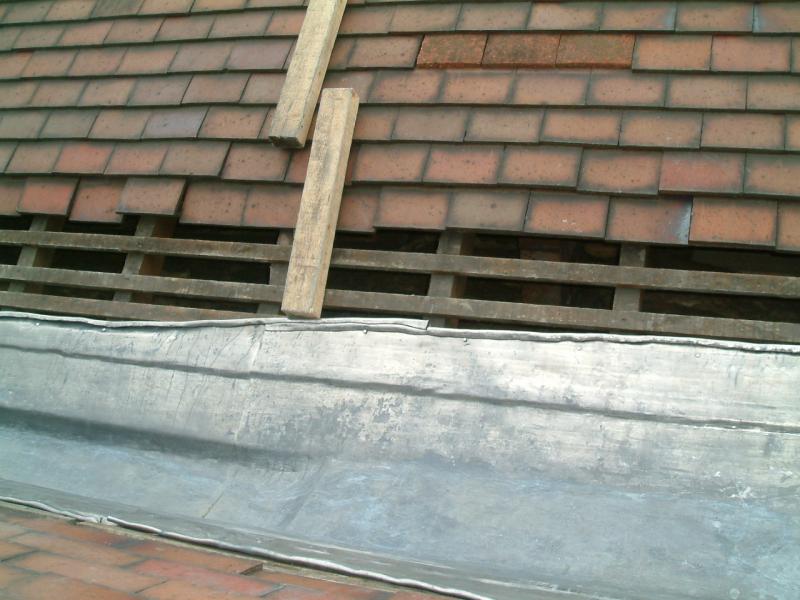 The centre of the gulley.