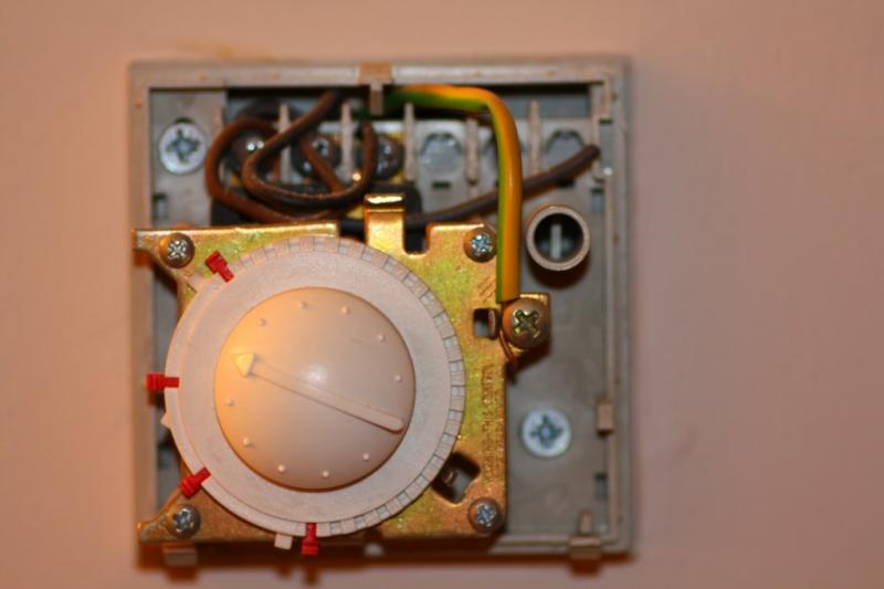 Thermostat Interior