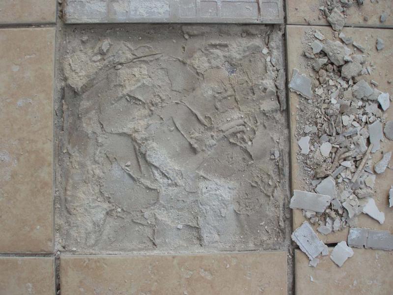 Tiling failure on a felt roof