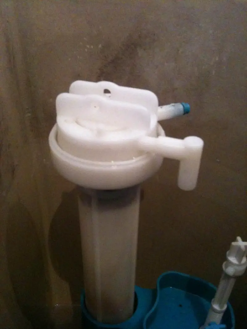 Toilet cistern valve