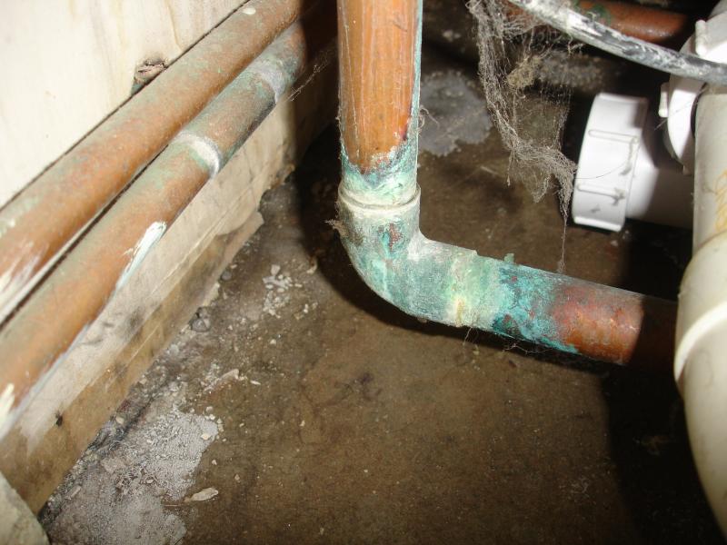 tub hot water elbow corrosion