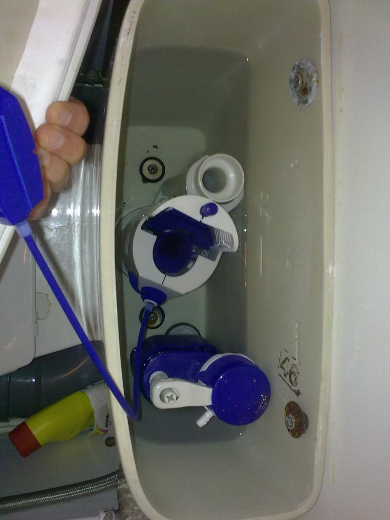 Flush button gets stuck DIYnot Forums