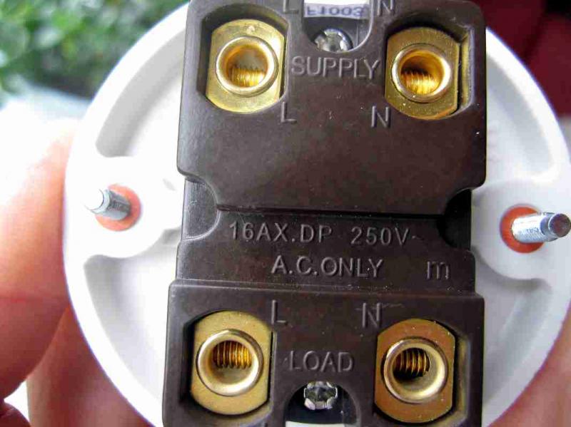 Replacing old bathroom switch, fan+isolator in circuit DIYnot Forums