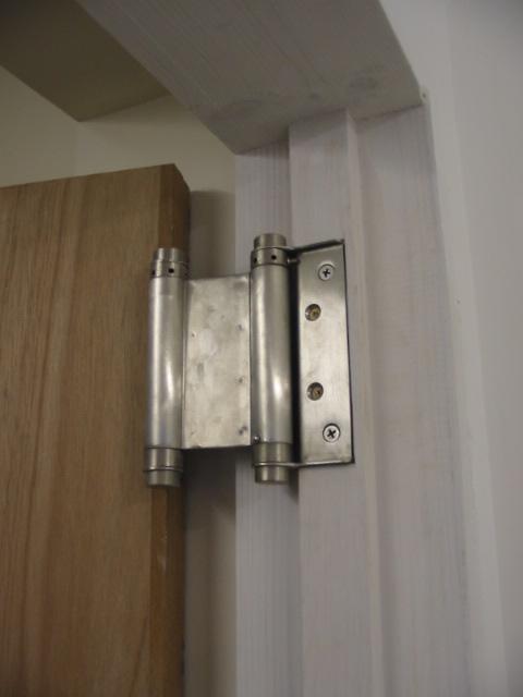 Double sprung hinges .. . . | DIYnot Forums