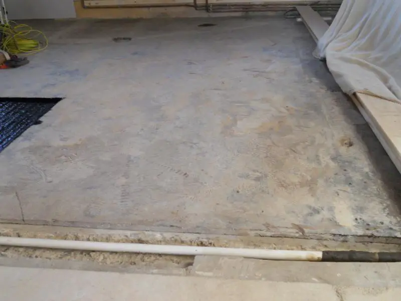 sloping floor ? | DIYnot Forums
