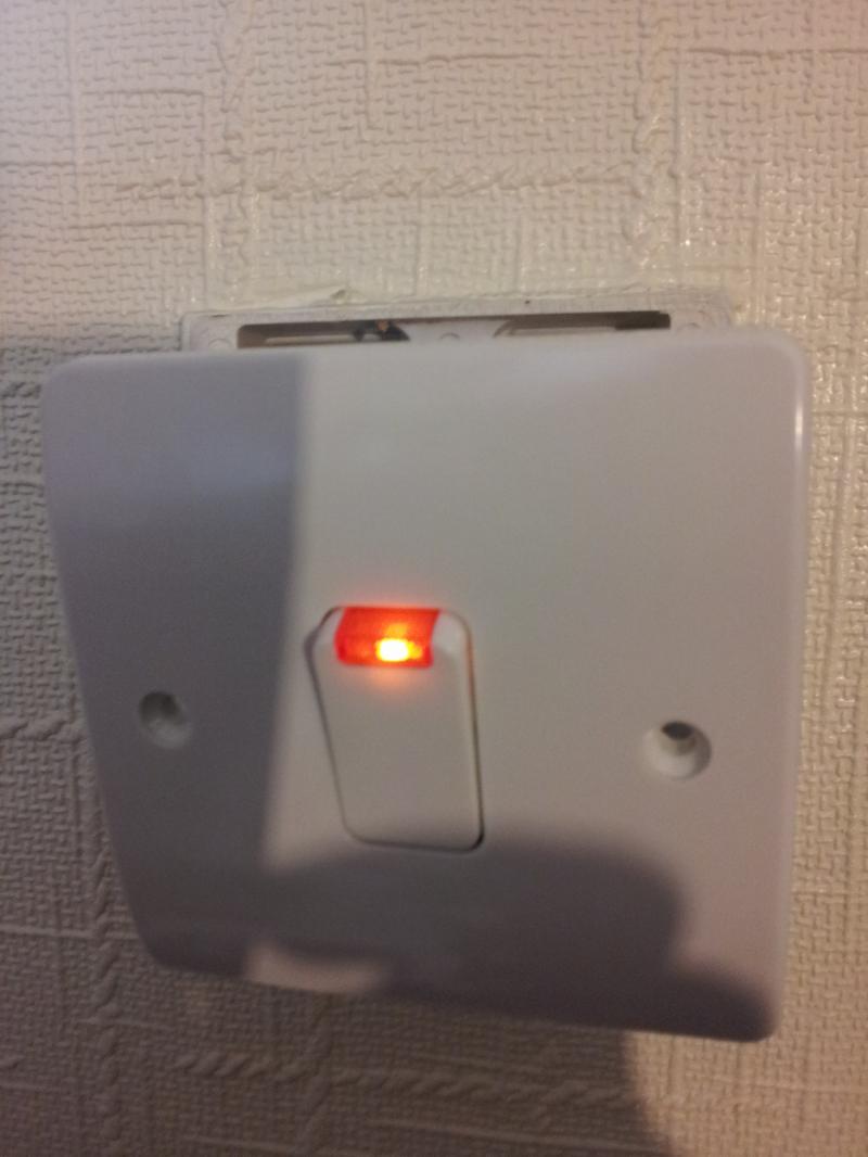 Wiring a light switch with a neon light Page 2 DIYnot Forums