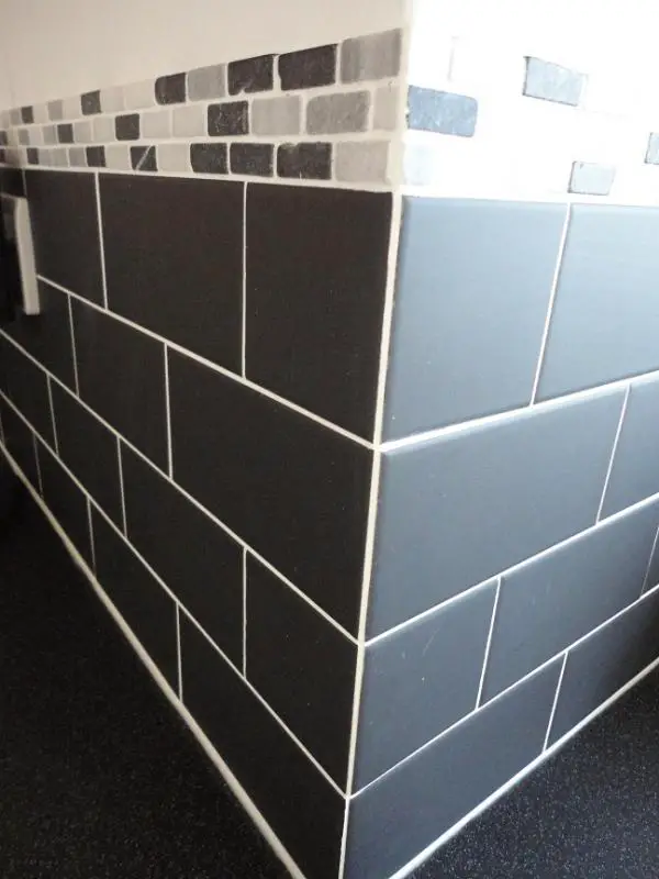 Tiling External Corner Diynot Forums, How To Install Tile On Outside Corners