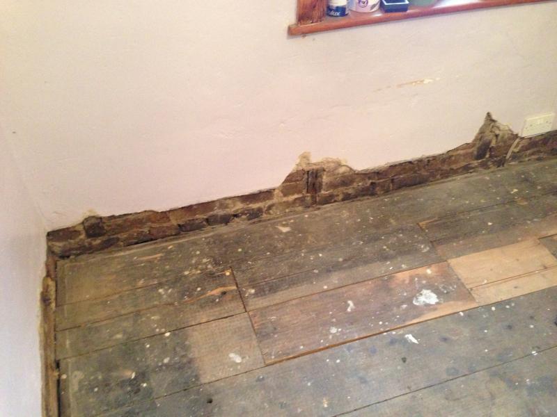 Repairing damaged walls / skirting removal DIYnot Forums