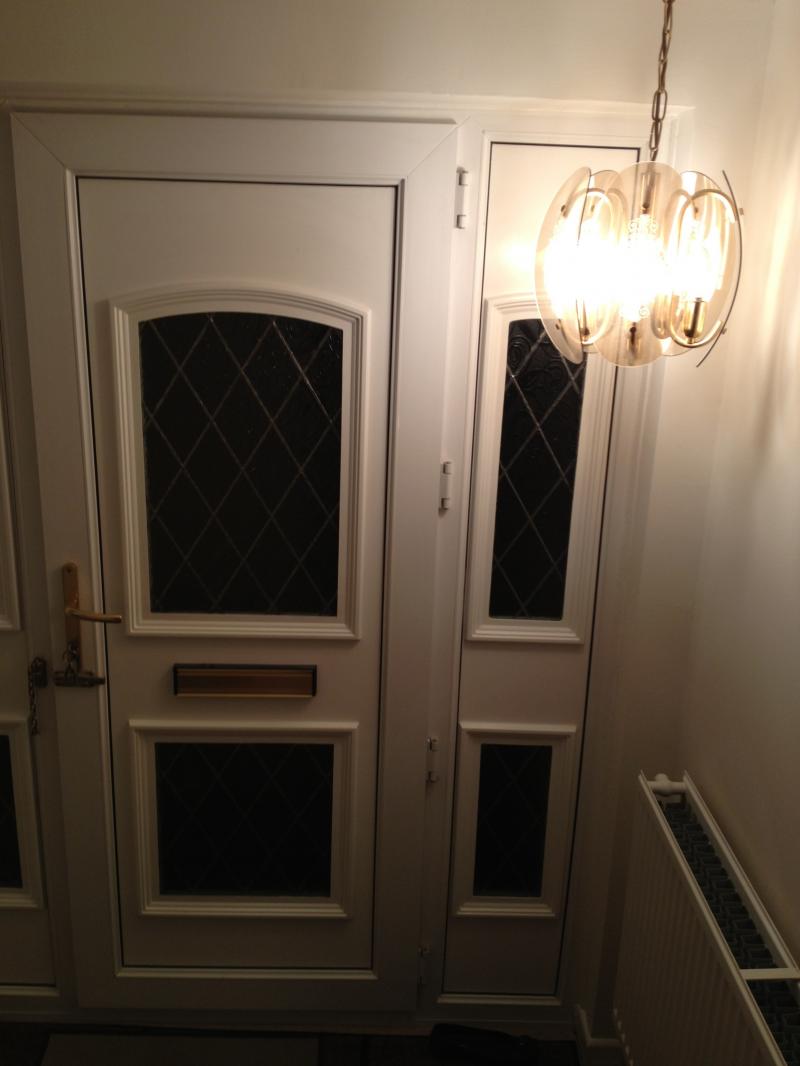 Draft at top left corner of PVC door. DIYnot Forums