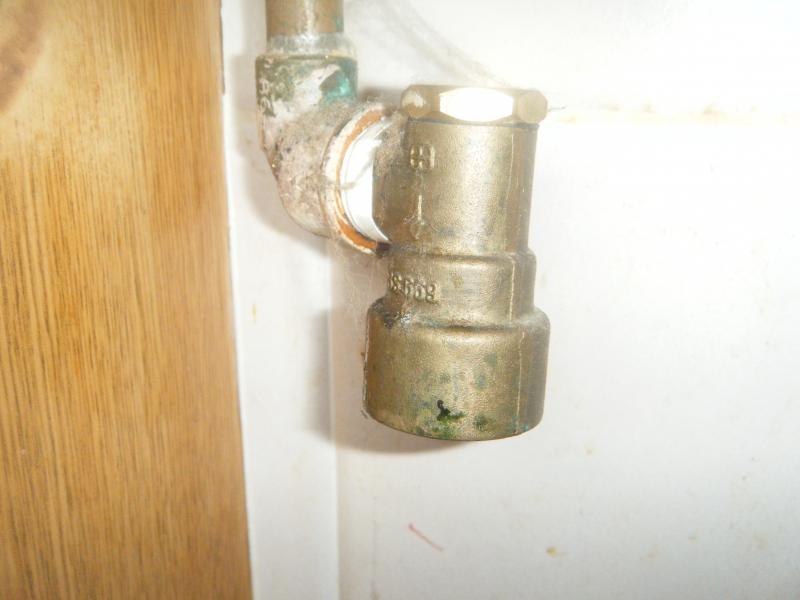 URGENT Gas connector question DIYnot Forums