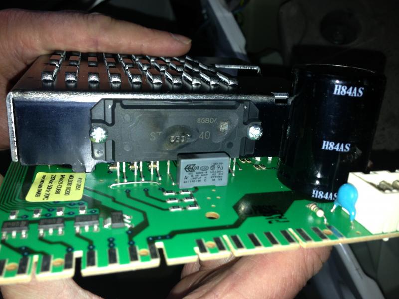 Hoover Vision HD Went BANG with error E03, LCD Flickering??? DIYnot