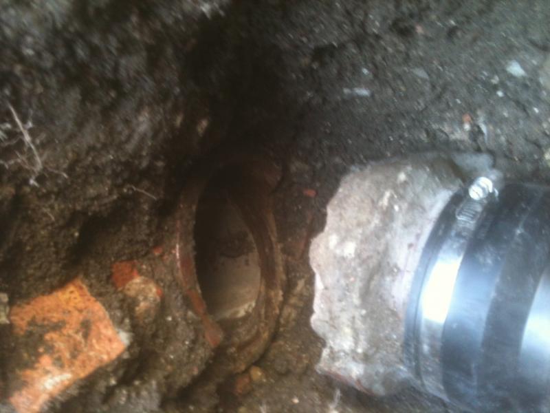 Clay pipe broken to drain fix? DIYnot Forums