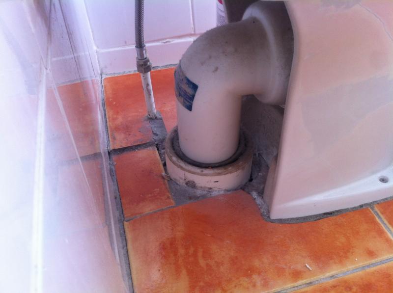 Fit Over Through Floor Soil Pipe, How To Tile Around A Toilet Waste Pipe