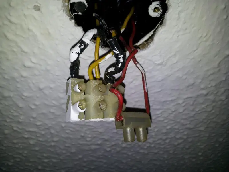 Please Yellow Earth Diynot Forums, Ceiling Light Wiring No Earth