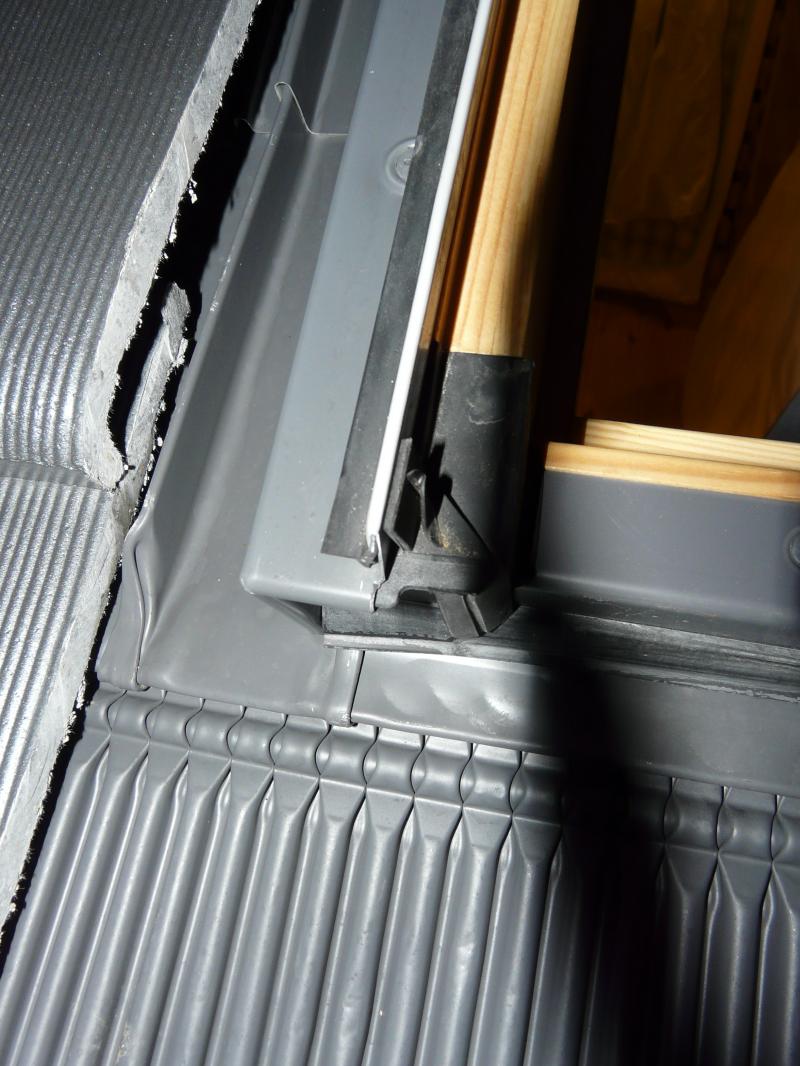 Newly installed velux in new roof leaks at bottom corner DIYnot Forums