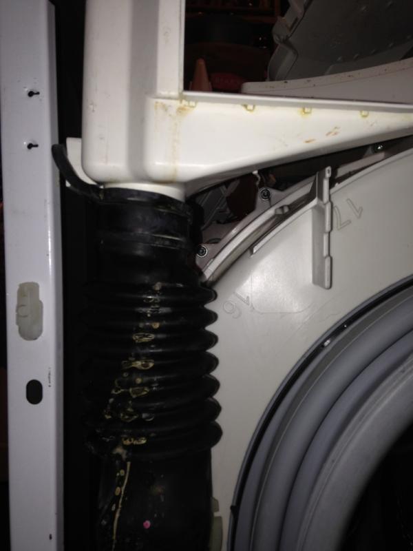 Hotpoint Aquarius wml560p leak from soap dispenser drawer DIYnot Forums