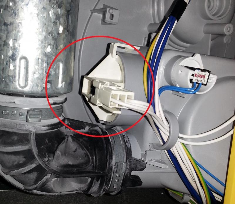 Ikea Whirlpool Dishwasher DWF B10 Flashing Start Button Page 3