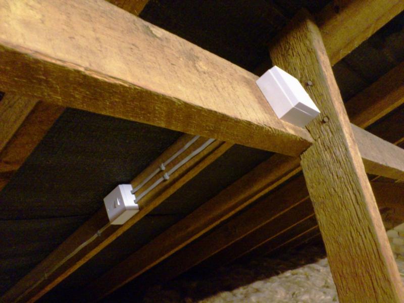 Outdoor Light Wiring Question | DIYnot Forums