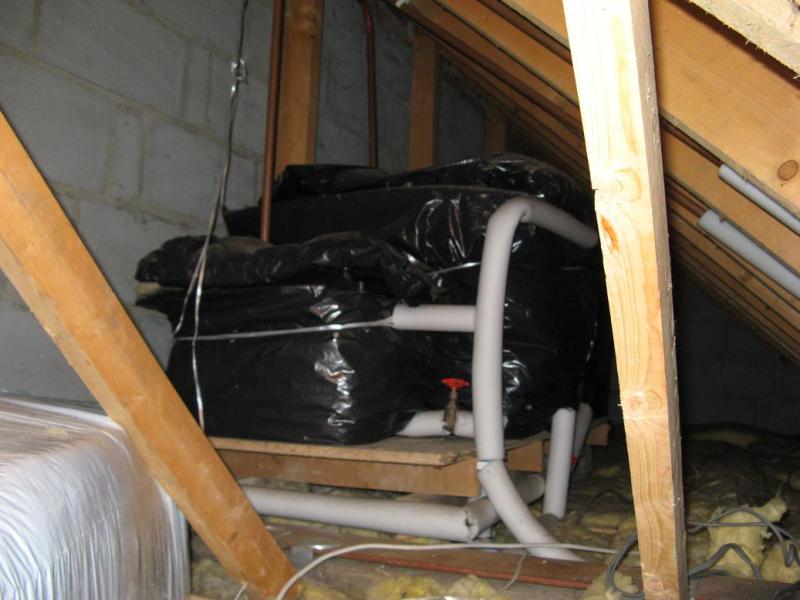 Cleaning F+E Header tank & adding cleaner to heating sys DIYnot Forums